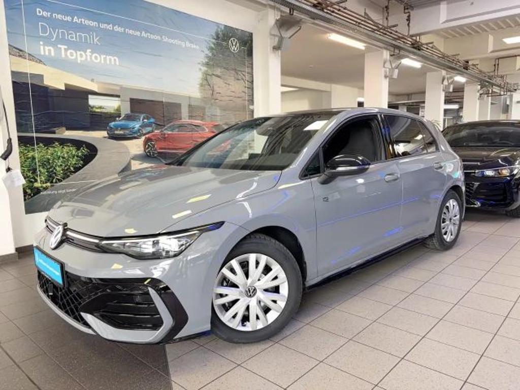 Volkswagen Golf 2025 Benzine