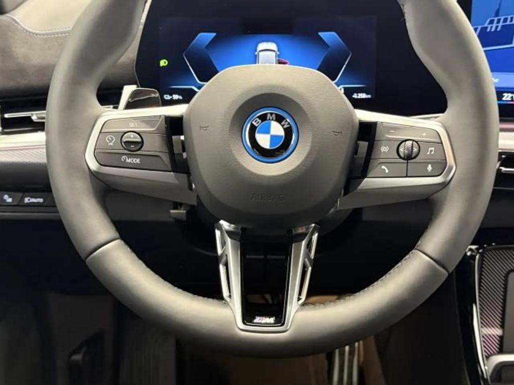 BMW iX2
