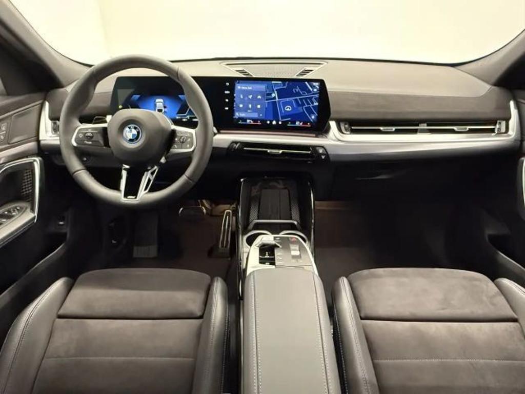 BMW iX2