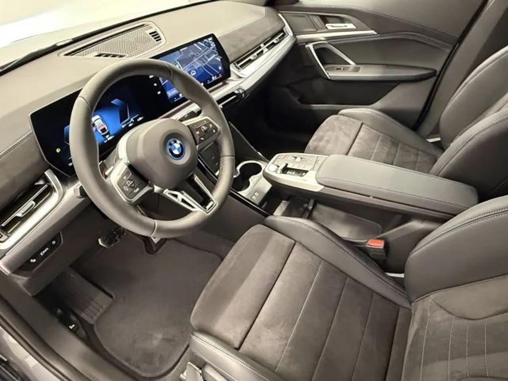 BMW iX2