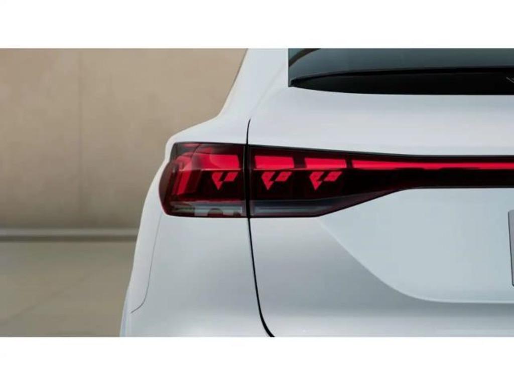 Audi SQ6 e-tron
