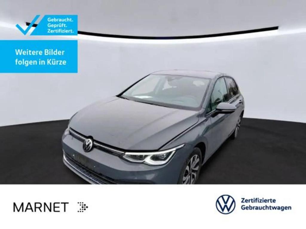 Volkswagen Golf 2023 Benzine