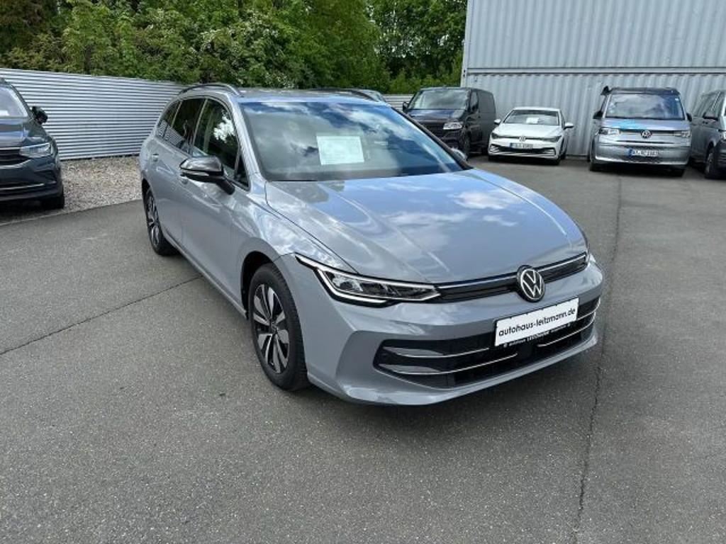 Volkswagen Golf 2025 Benzine