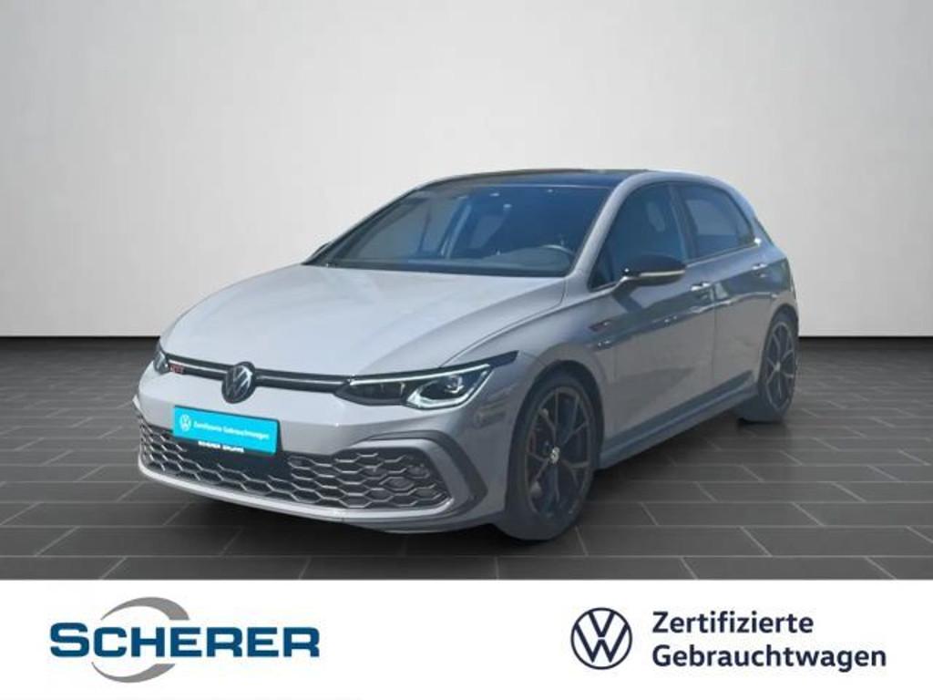 Volkswagen Golf 2022 Benzine