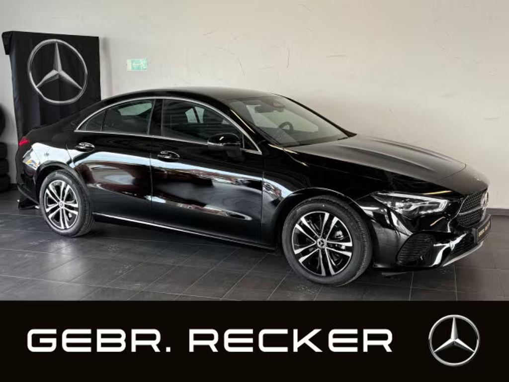 Mercedes-Benz CLA-Klasse 2024 Benzine