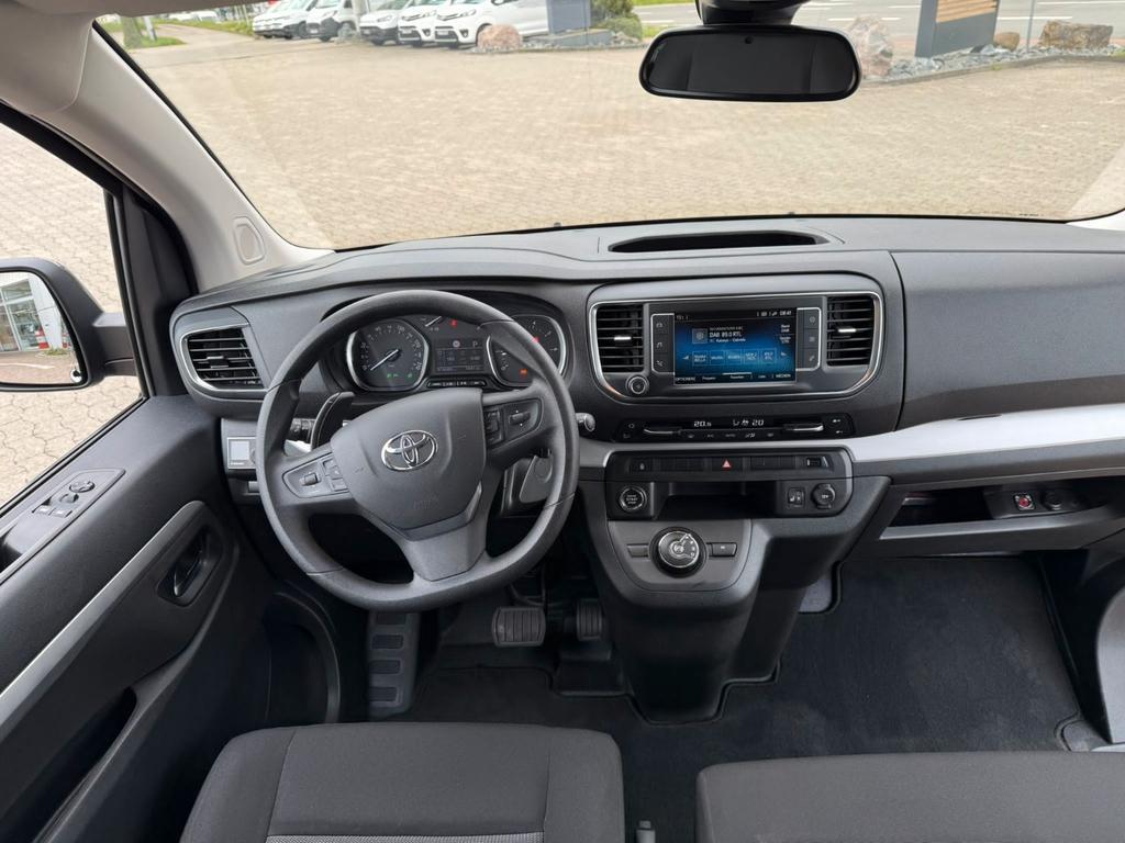 Toyota Proace (Verso)