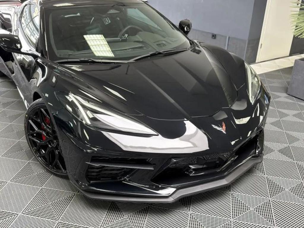 Corvette C8