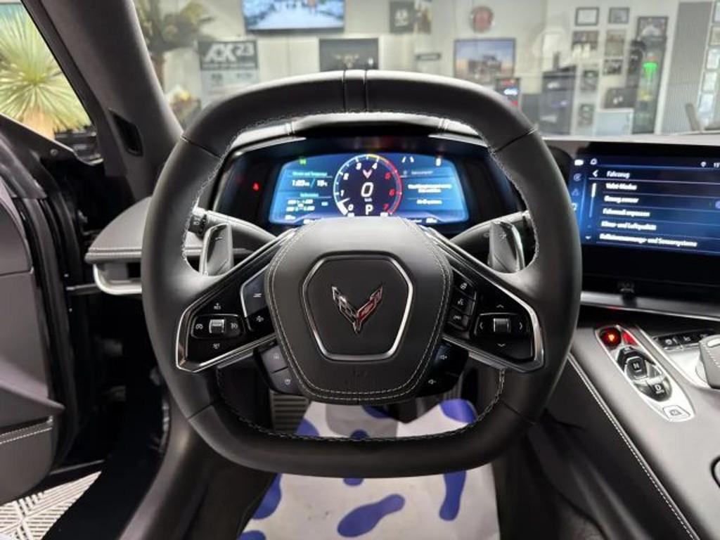 Corvette C8