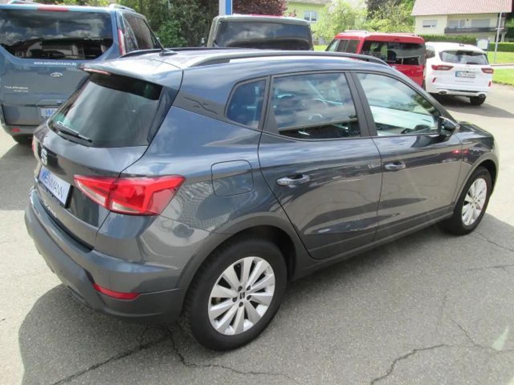 Seat Arona