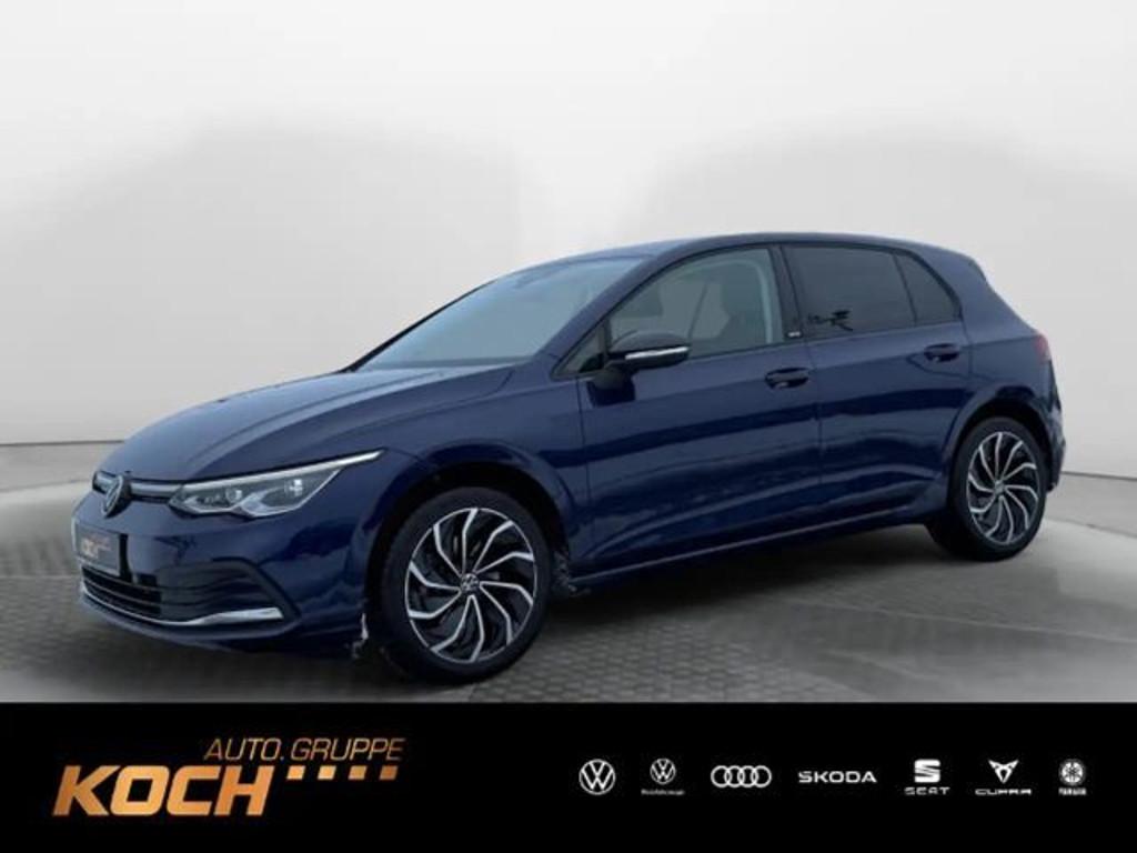 Volkswagen Golf 2023 Benzine