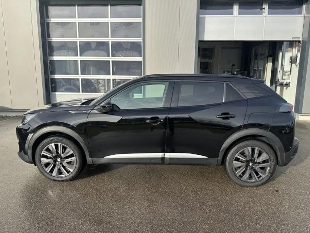 Peugeot e-2008