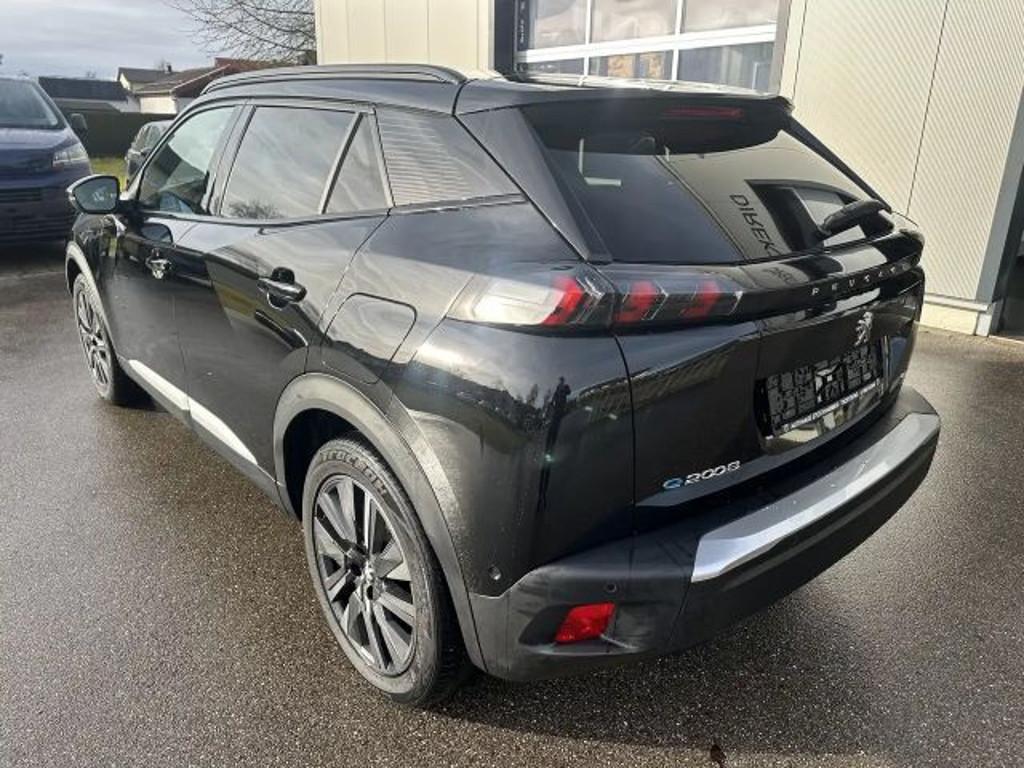 Peugeot e-2008