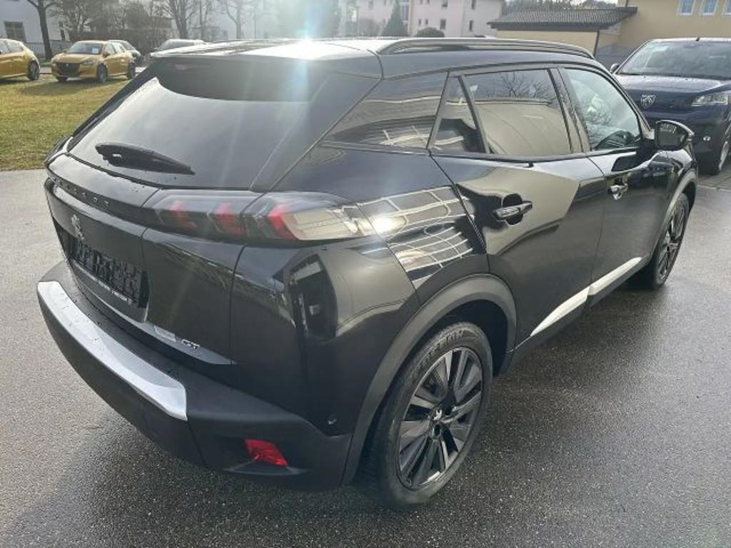 Peugeot e-2008