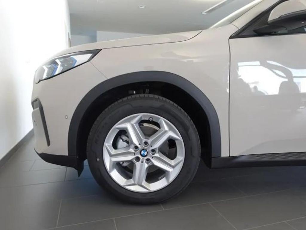 BMW iX2