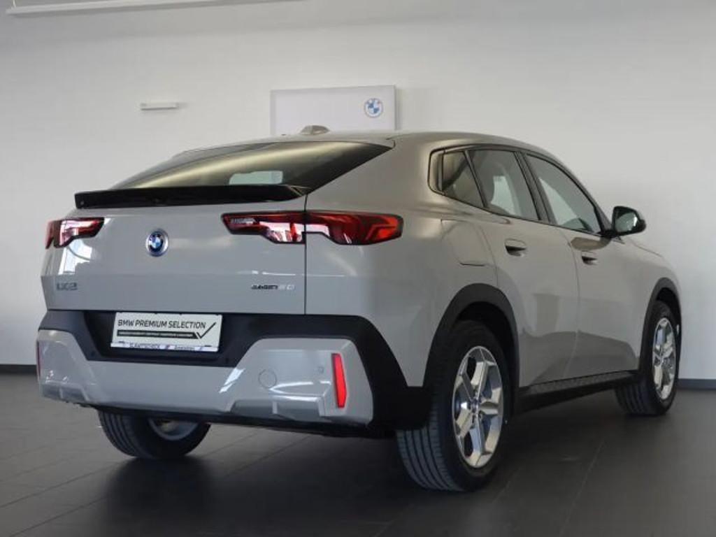 BMW iX2