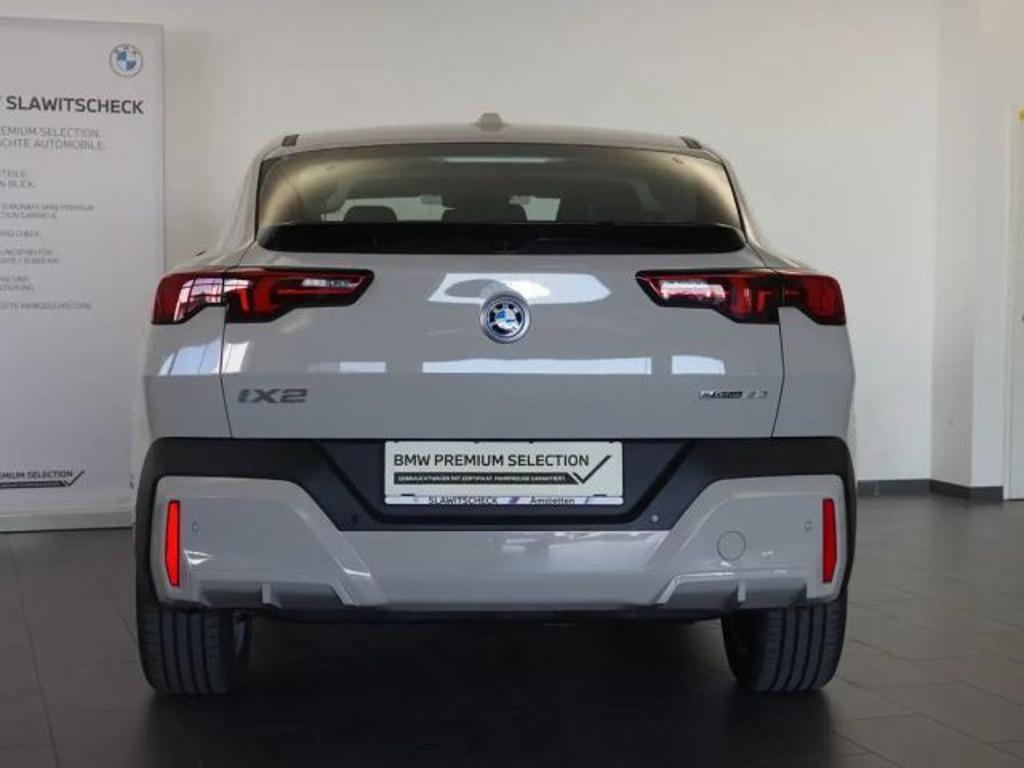 BMW iX2