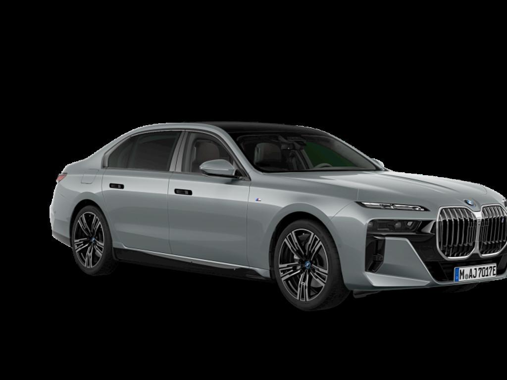 BMW i7