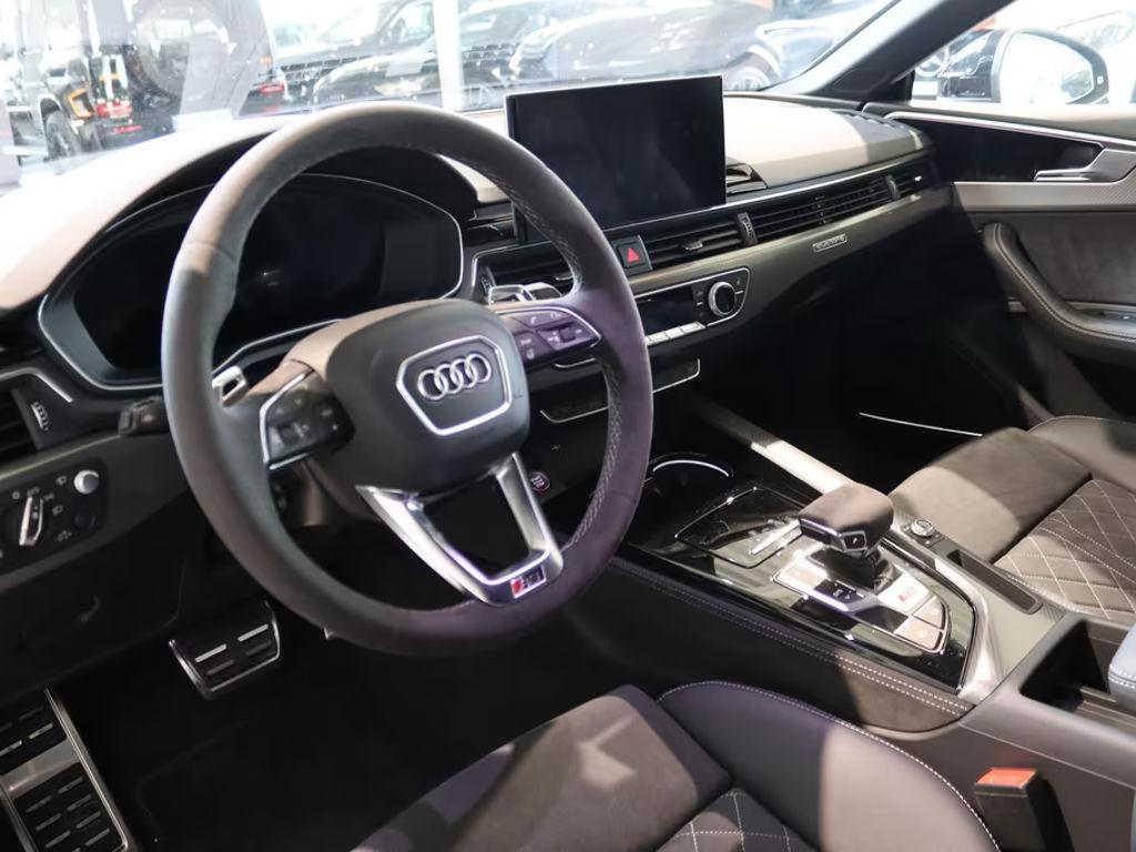 Audi RS5
