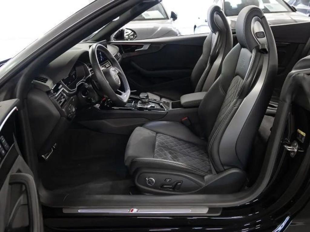 Audi S5