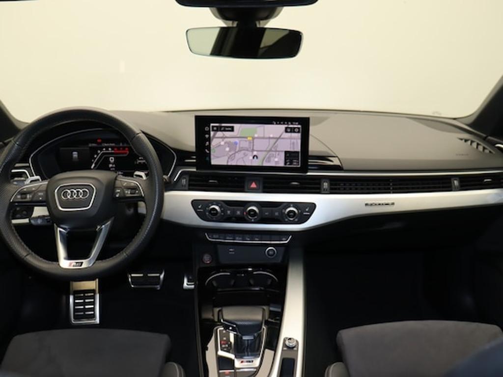 Audi RS4
