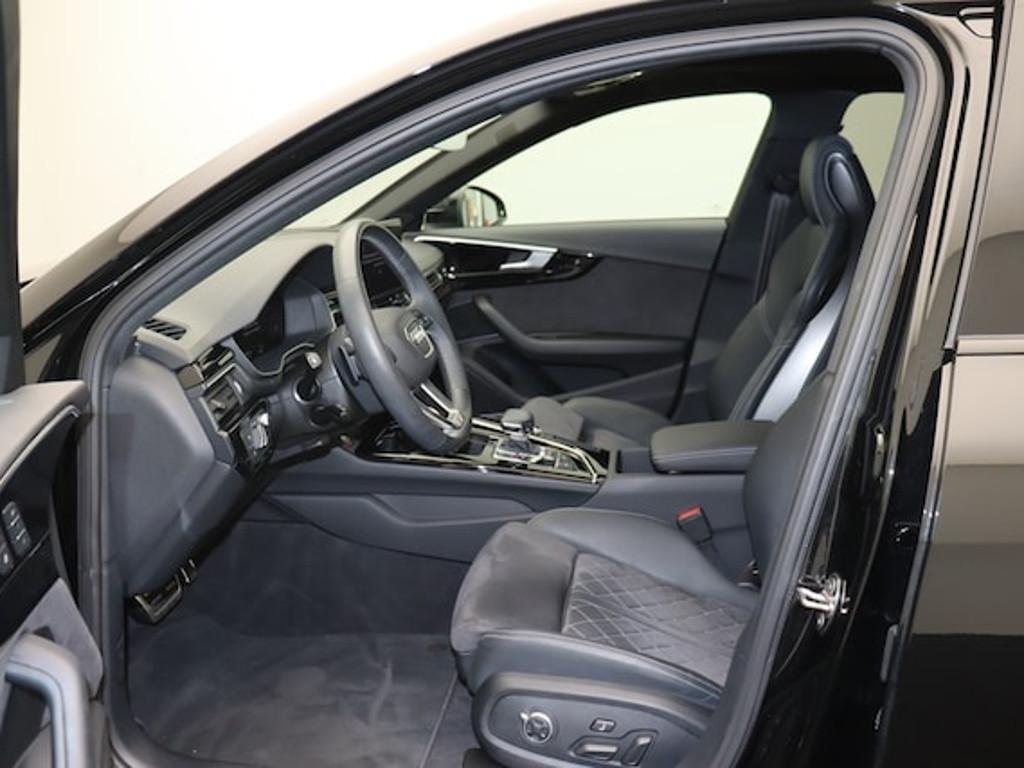 Audi S4