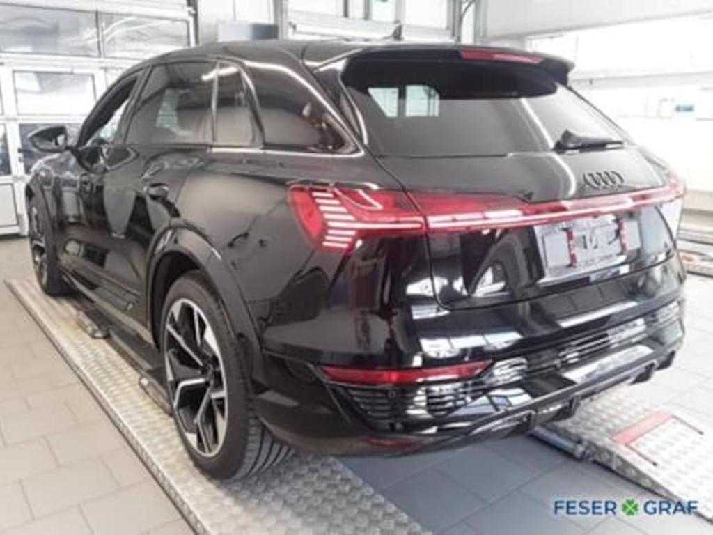 Audi Q8 e-tron