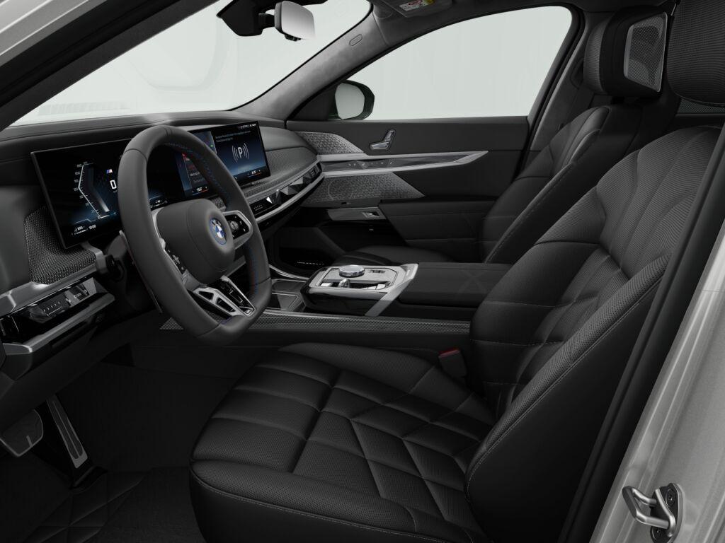 BMW M760