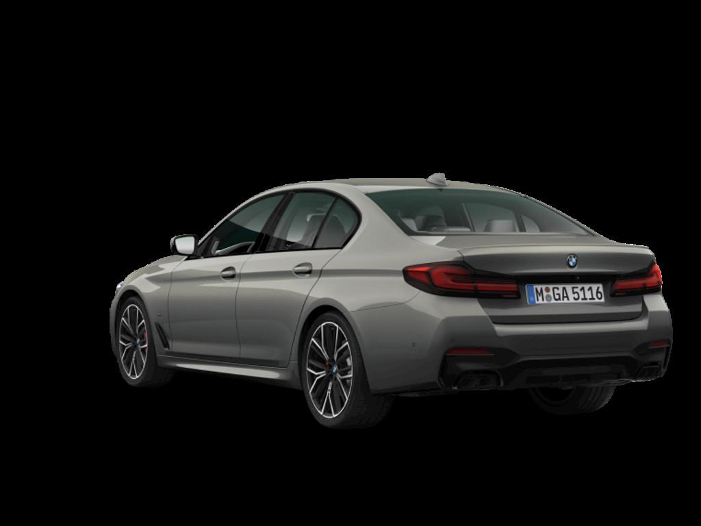 BMW M550