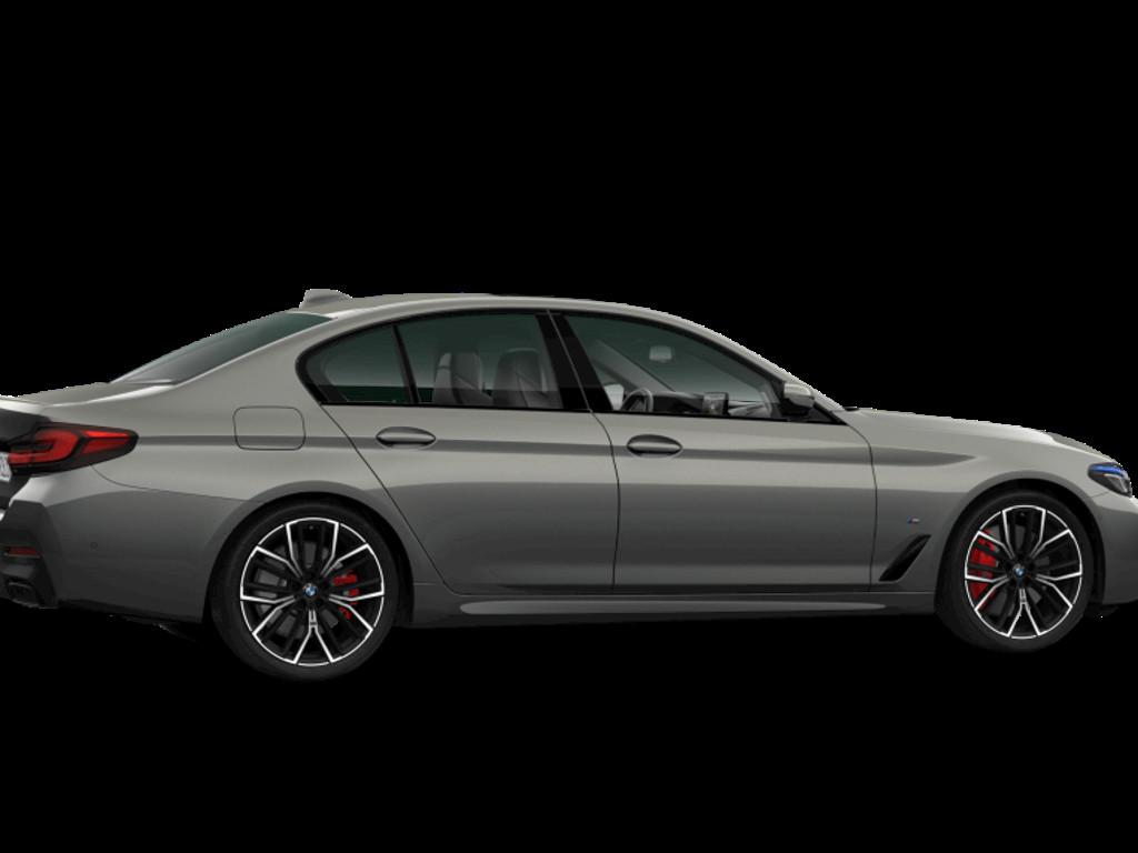 BMW M550