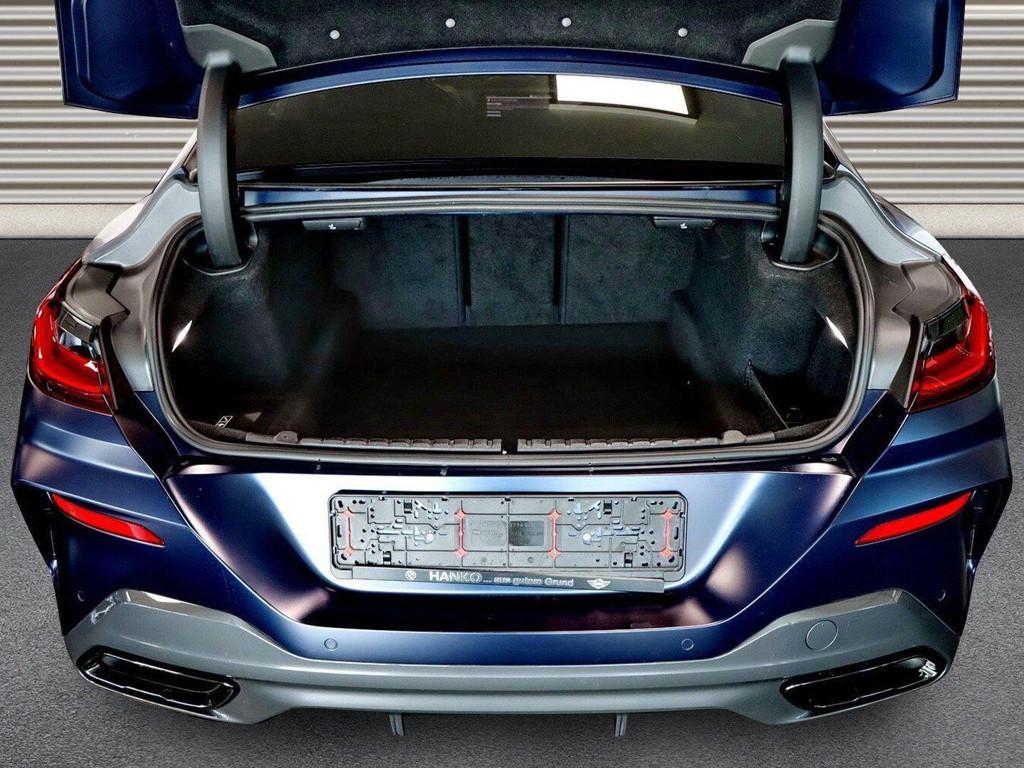 BMW M850