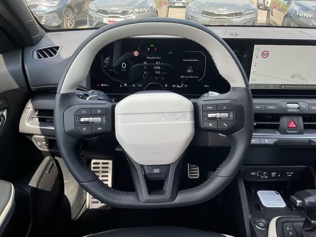 Kia K4