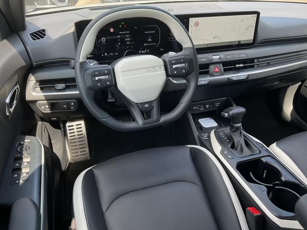 Kia K4