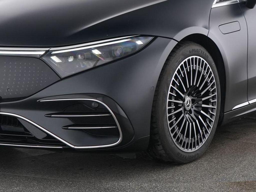 Mercedes-Benz EQS