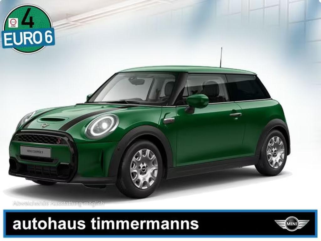 Mini John Cooper Works 2022 Benzine