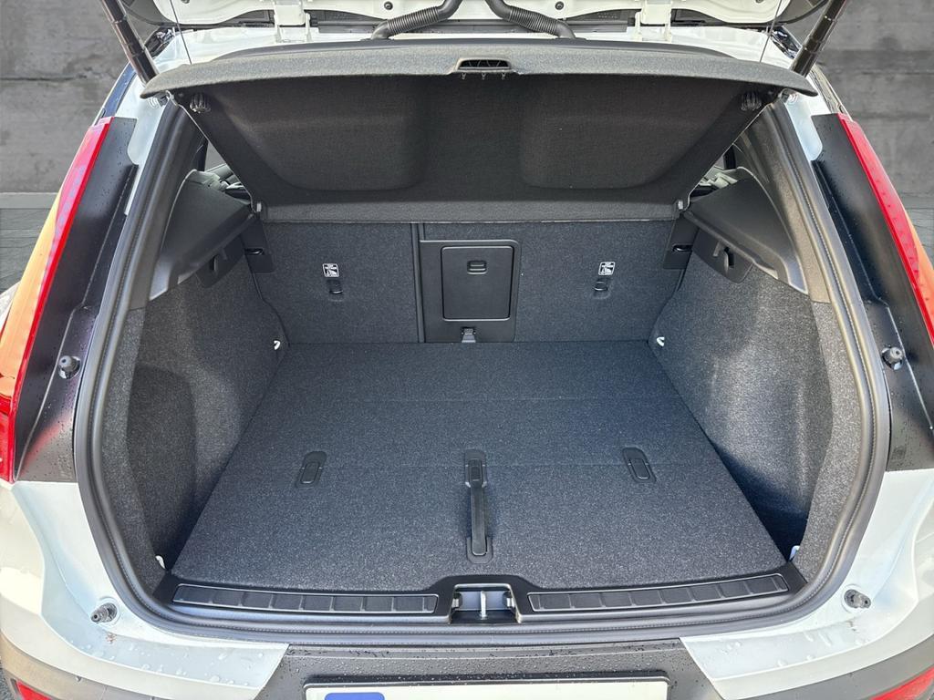 Volvo EX40