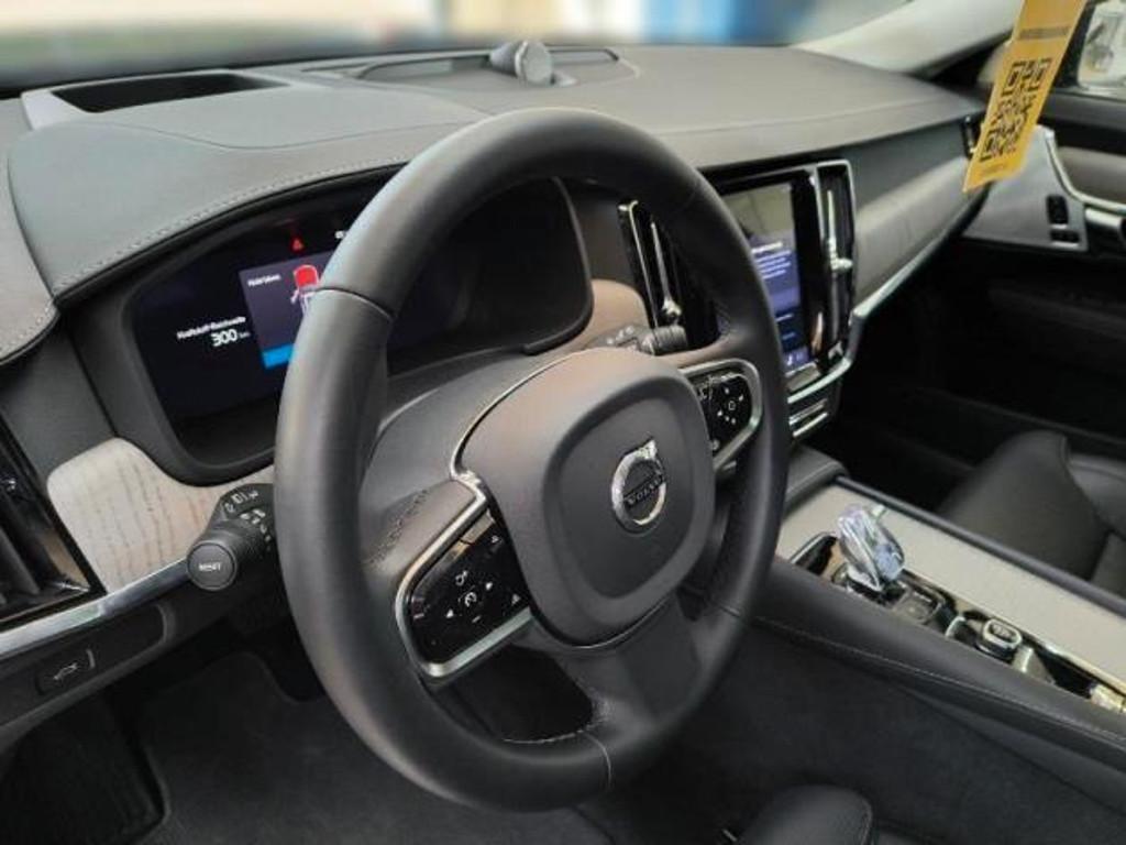 Volvo V90 Cross Country