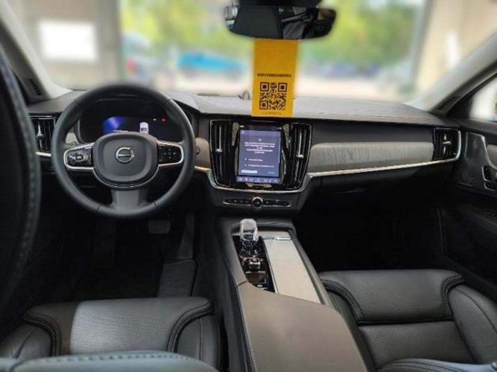 Volvo V90 Cross Country
