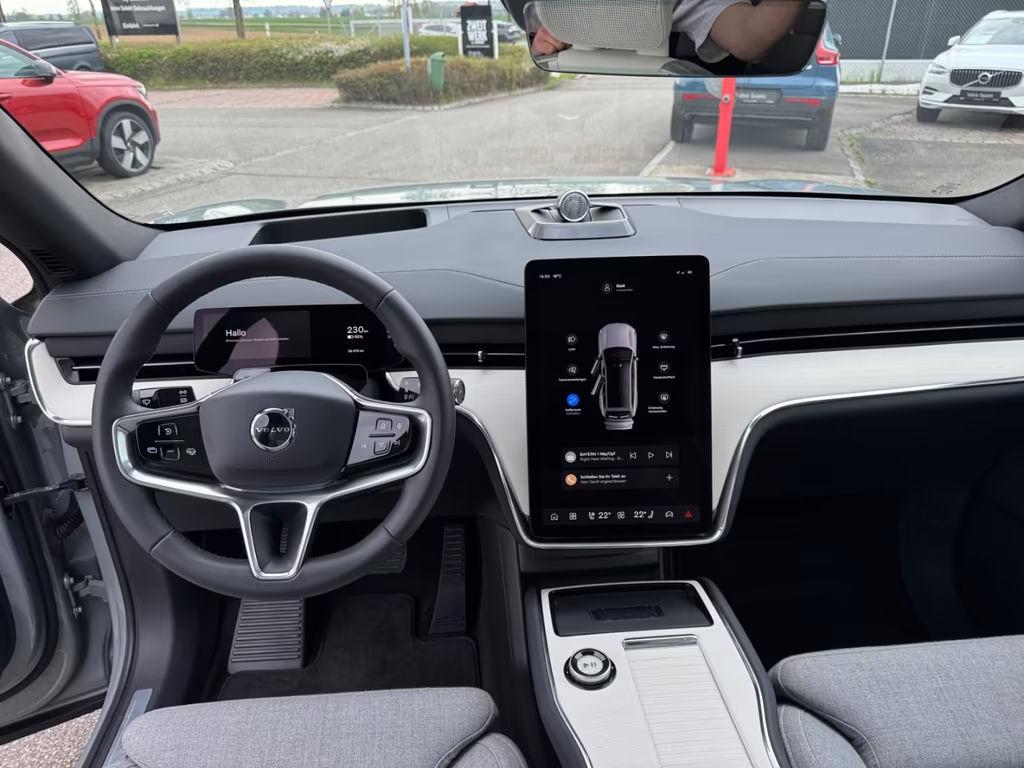 Volvo EX90