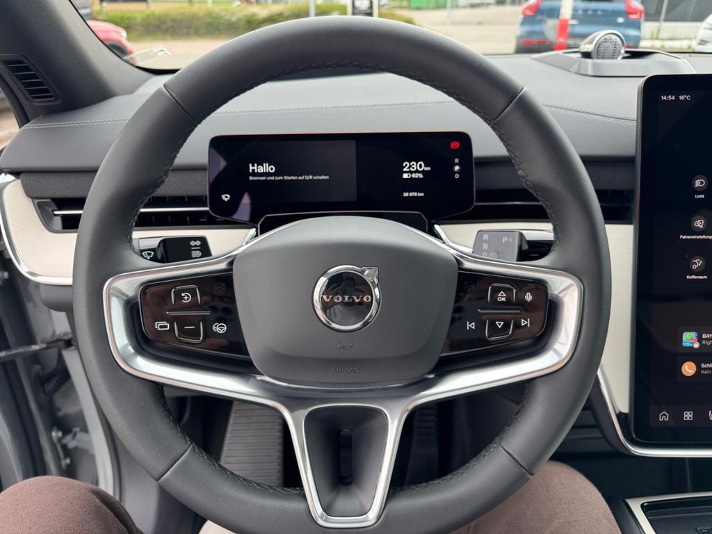 Volvo EX90