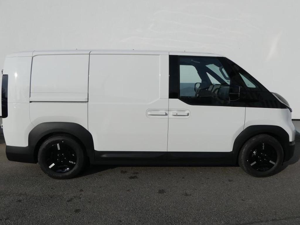 Kia PV5 Passenger