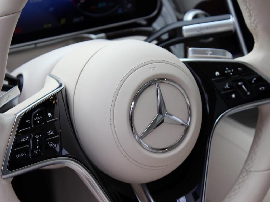 Mercedes-Benz S-Klasse