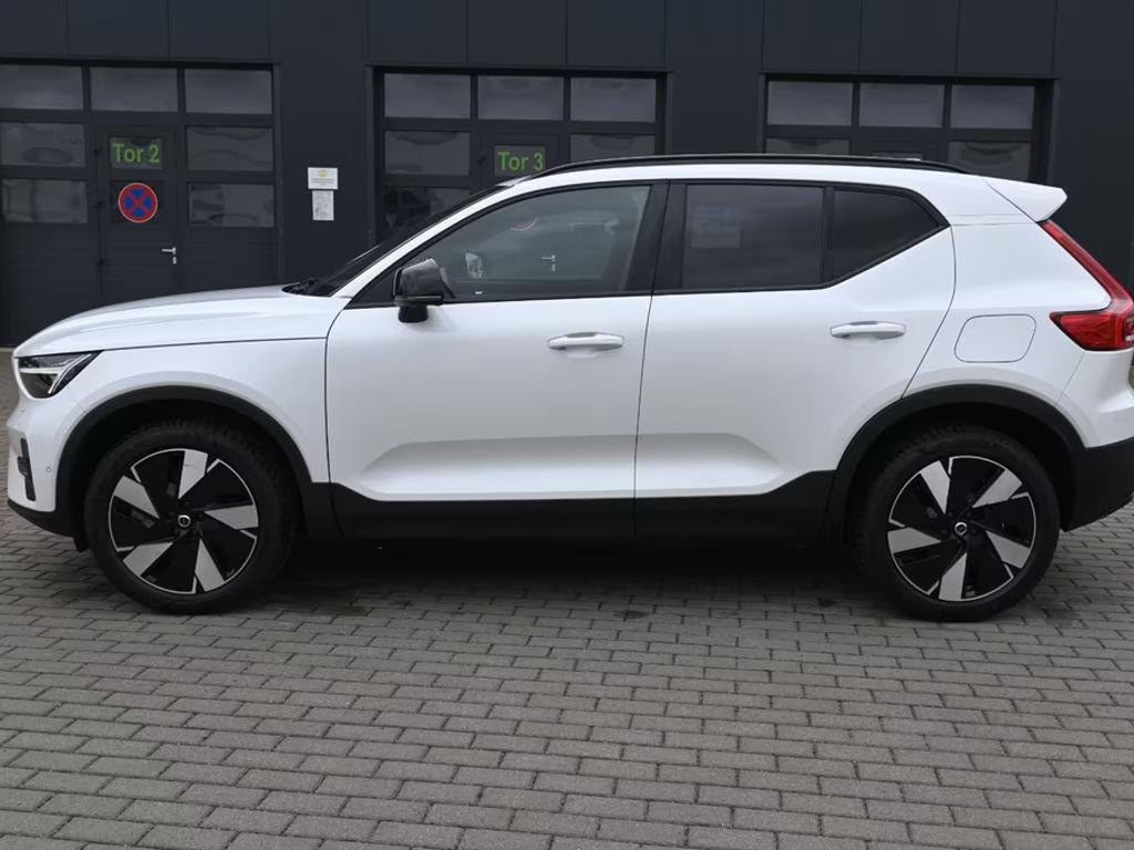 Volvo EX40