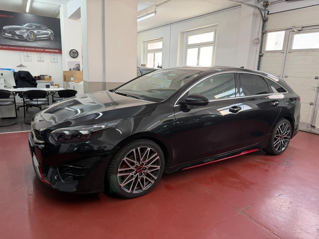 Kia ProCeed