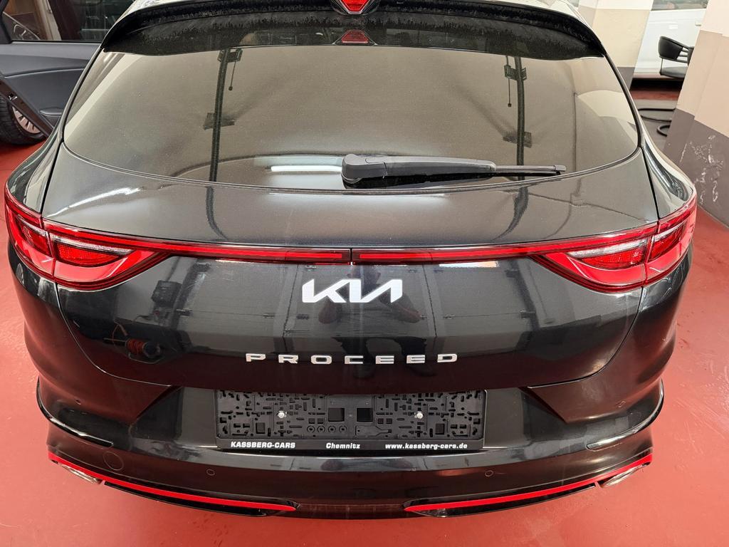 Kia ProCeed