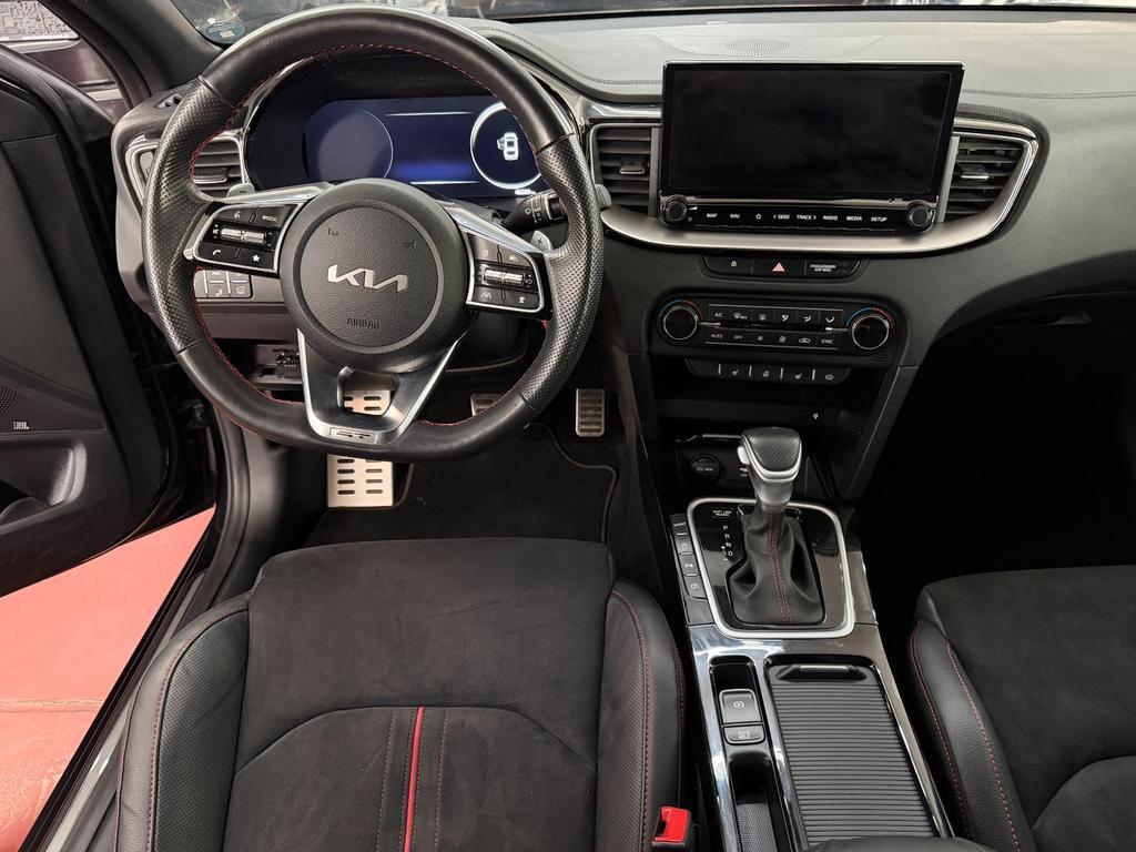 Kia ProCeed