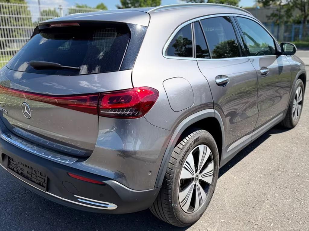 Mercedes-Benz EQA