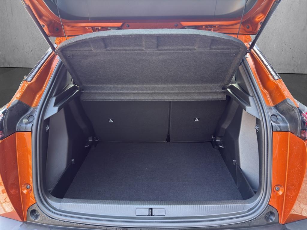Peugeot e-2008