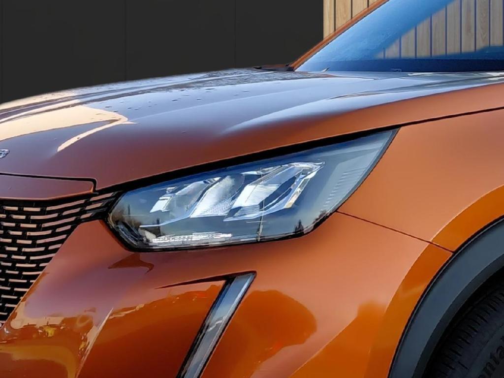 Peugeot e-2008