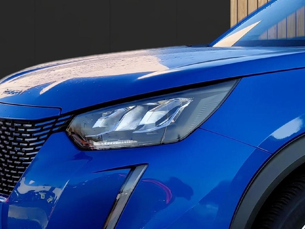 Peugeot e-2008