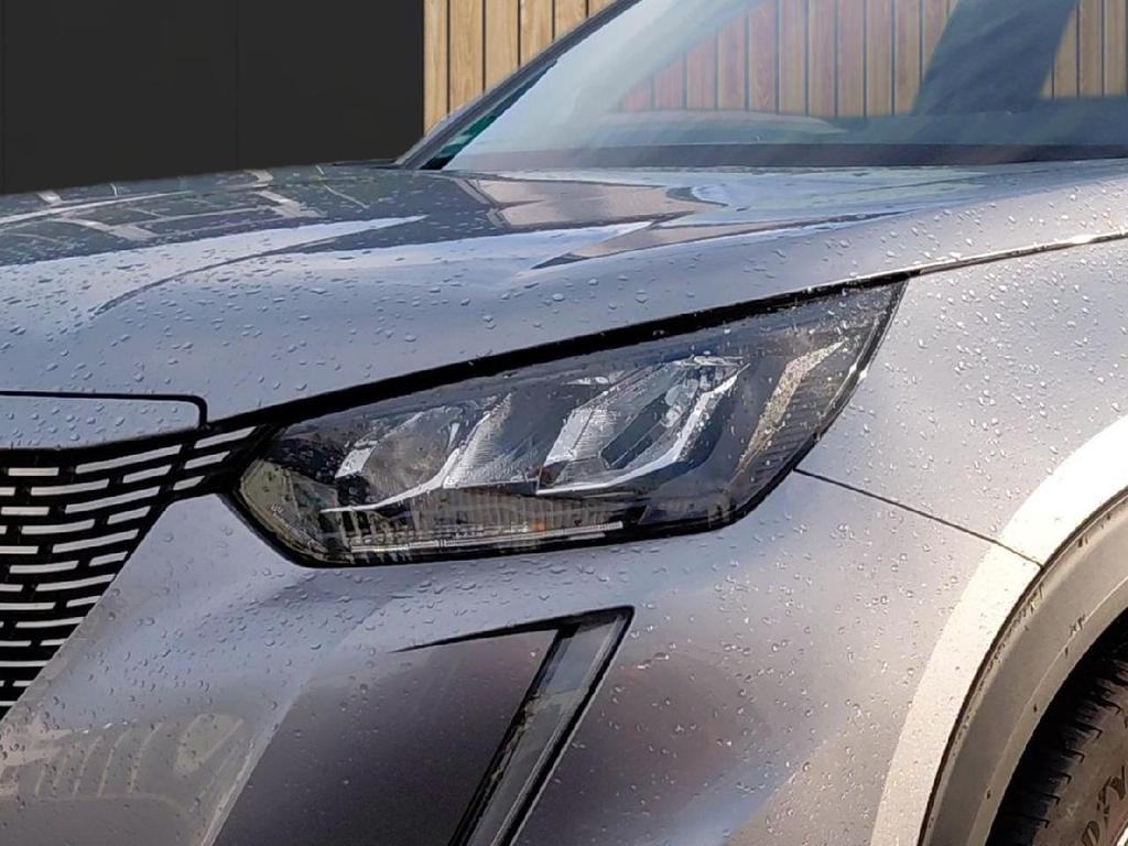 Peugeot e-2008